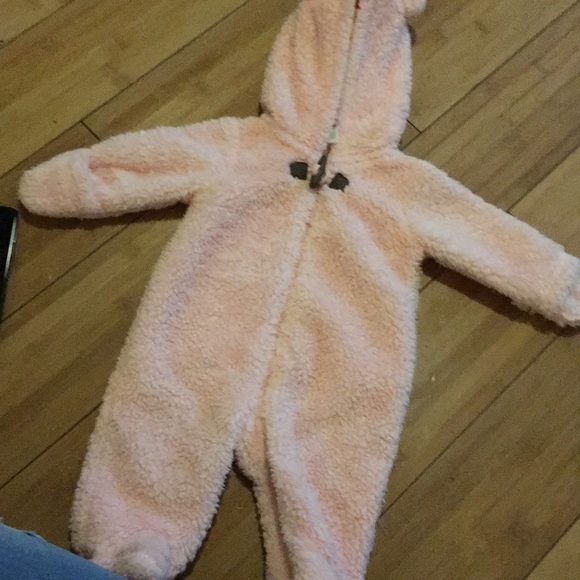 a winter jumpsuit - Picture 1 of 4